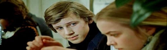 текст песни До шестнадцати лет